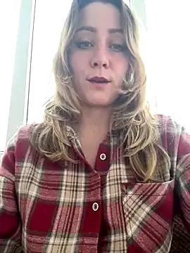 Puzdosia — Rubbing pussy against a table leg