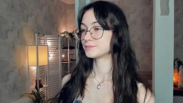 ReneeLippeatt — Vaybe wanna make My Body WET?