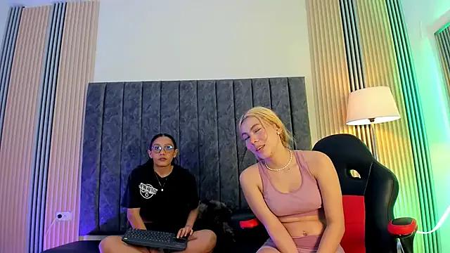 Freechat rubby_lux on StripChat