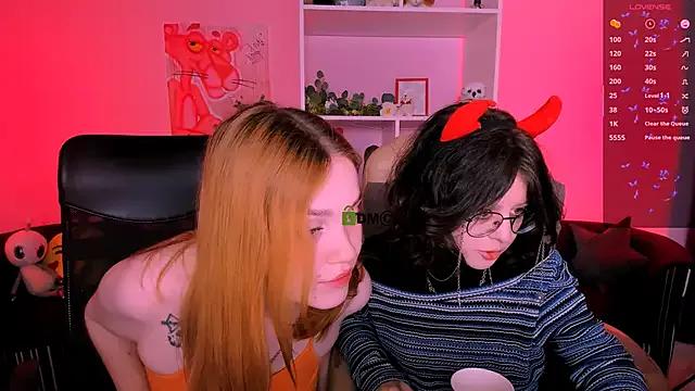 samanta_hotty on StripChat 