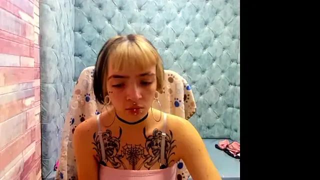 Samantha_Smiith on StripChat 