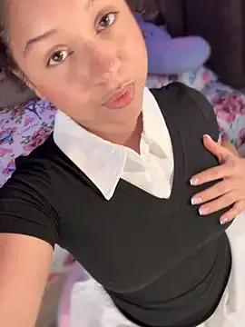 Group Shara_dreams on StripChat