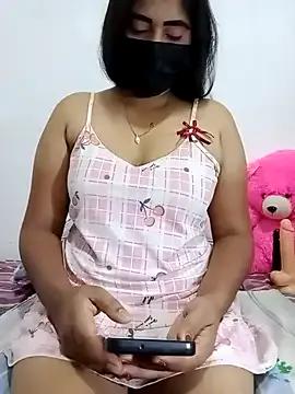 SLZAARA — Show ass