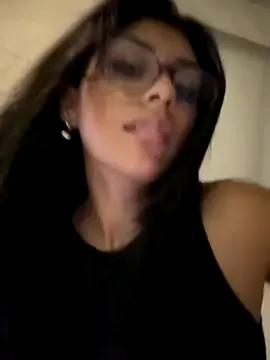 Freechat sweetAli_ on StripChat