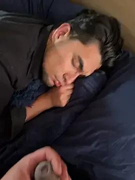 Freechat thiagowes on StripChat