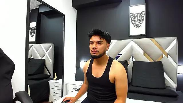 Tommidubois on StripChat 