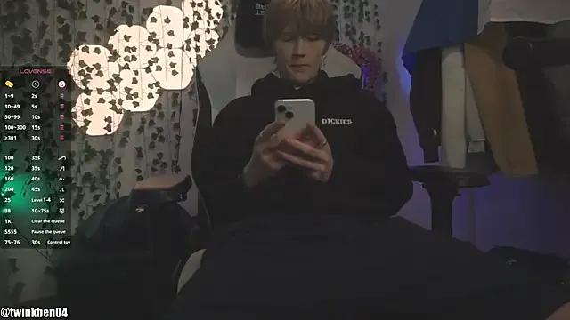 twinkben — NAKED BOY