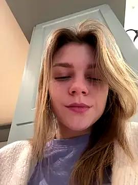 StripChat ValenciaShock is Freechat ValenciaShock — FINGERING PUSSY