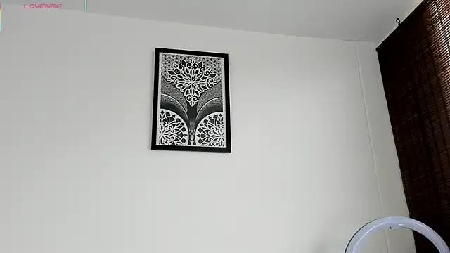 Freechat VeronicaTonu on StripChat