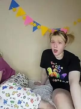 Freechat xrixsyx_and_ricky on StripChat