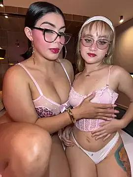 StripChat zui_lu is Freechat zui_lu — SLAP WITH DICK