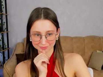 yourlovelystory from Chaturbate is Freechat