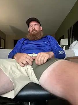 32XRedBeard from StripChat is Freechat