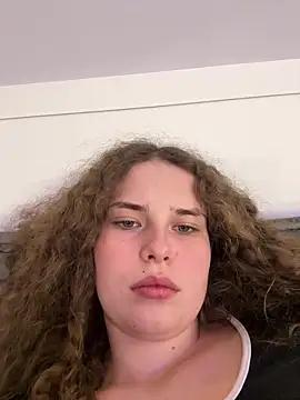 AlenaDast from StripChat is Freechat