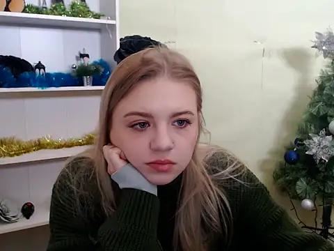 CrazyGloria from StripChat is Freechat