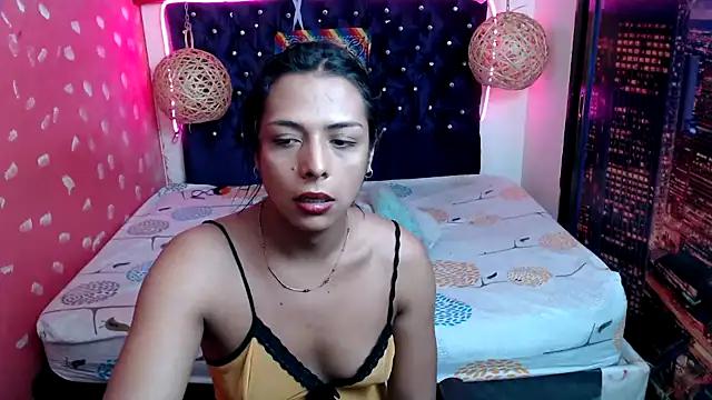 EmilyTsSweet from StripChat is Freechat