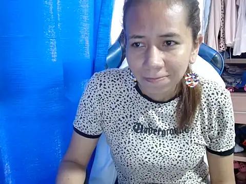 Erotic_latina from StripChat is Freechat