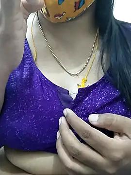 Hotgirltamil from StripChat is Freechat