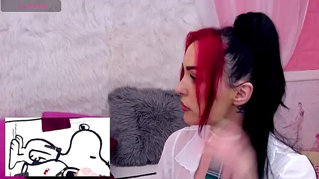 KairaFoxy from StripChat is Freechat