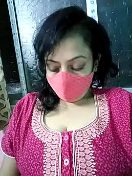 love_suman from StripChat is Freechat