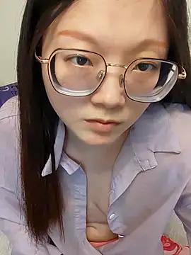 Lu_Nana from StripChat is Freechat