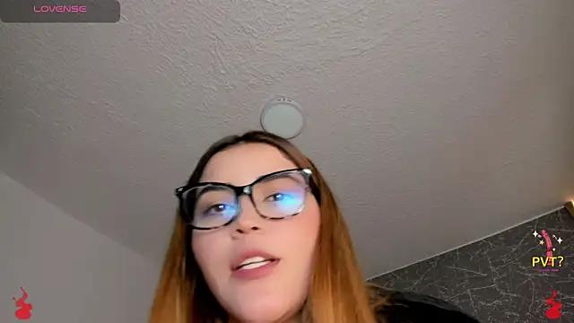 Lucia_star__ from StripChat is Freechat