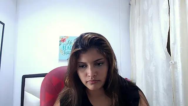 Melany_Raves from StripChat is Freechat