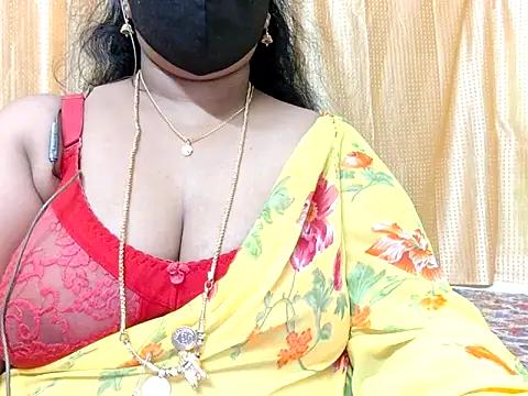 Radha-sweety32 from StripChat is Freechat