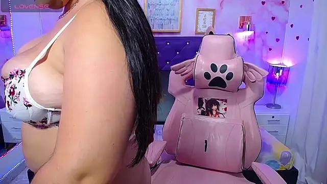 Incite your eccentricities: Get kinky and please these steamy asian sluts, who will reward you with wacky outfits and vibrating toys.