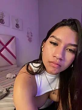 yousweet-Scarett from StripChat is Freechat